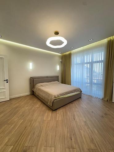 Үйлөрдү сатуу: 5 бөлмө, 280 м², 4 соток, Бишкек, Арча-Бешик ж/м Кыймылсыз мүлк агенттиги — 6