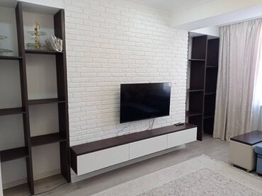 жал квартира сдаётся: 3 бөлмө, Кыймылсыз мүлк агенттиги, Чогуу жашоосу жок, Толугу менен эмереги бар, Жарым -жартылай эмереги бар