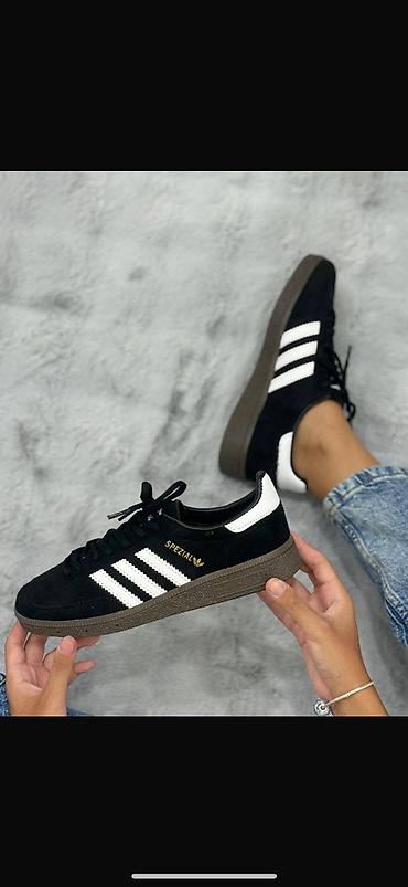 Women's Sneakers and athletic shoes: 36 do 40 za 4500 din
pb — 15