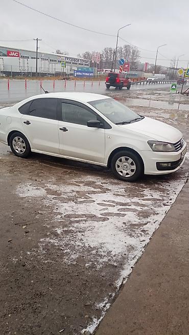 spark 2017: Volkswagen Polo: 2017 г., Седан — 6