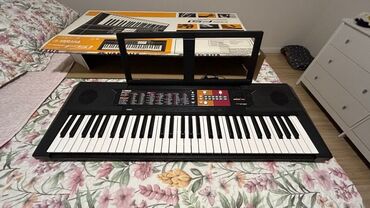 синтезатор профессиональный купить: Yamaha PSR-F51, аккомпанемент, много стилей и инструментов, 61