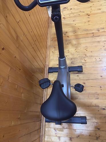 VolksGym VG-520 stasionar velotrenajor - Üst paneldə LCD ekran: zaman lalafo.az -da VolksGym VG-520 stasionar velotrenajor - Üst paneldə LCD ekran: zaman