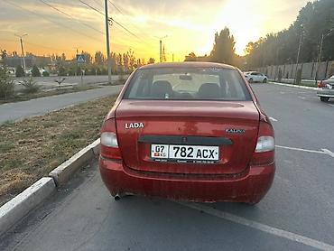 ваза: ВАЗ (ЛАДА) Kalina: 2005 г., 1.6 л, Механика, Бензин, Седан — 5