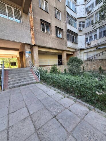 бишкек продажа квартира: 4 бөлмө, 80 кв. м, Жеке план, 7 кабат, Эски ремонт