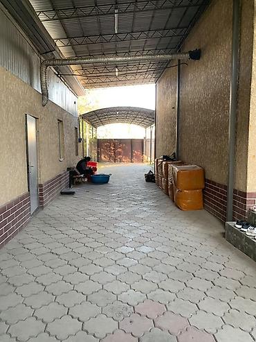 old bishkek: 4 комнаты, 190 м², 10 соток, Джал, Риэлтор — 6