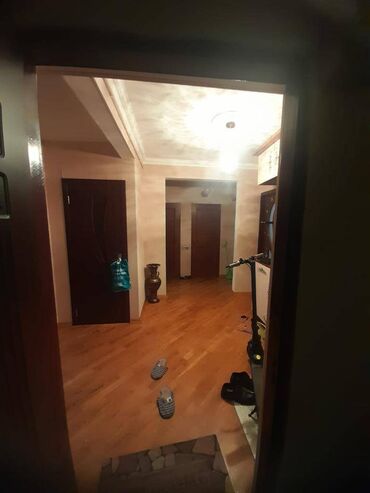 Köhnə tikili: Bakı, Qaraçuxur qəs., 4 otaqlı, Köhnə tikili, m. Xalqlar Dostluğu, 100 kv. m -da lalafo.az — 13 Köhnə tikili: Bakı, Qaraçuxur qəs., 4 otaqlı, Köhnə tikili, m. Xalqlar Dostluğu, 100 kv. m — 13