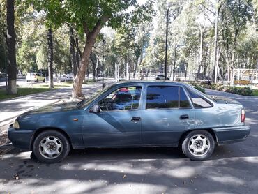 адисей 2004: Daewoo Nexia: 2004 г., 1.6 л, Механика, Бензин, Седан