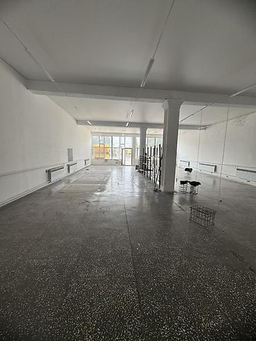 Сдается в аренду просторное коммерческое помещение 250 квадратных at lalafo.kg — 3 Сдается в аренду просторное коммерческое помещение 250 квадратных — 3