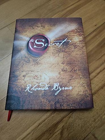 Bədii ədəbiyyat: Herbiri 5 AZN — 12