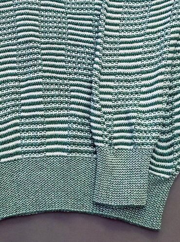 Džemperi: Muški končani džemper Emporio Armani vel. 56 Prvoklasni skupoceni na lalafo.rs — 9 Džemperi: Muški končani džemper Emporio Armani vel. 56 Prvoklasni skupoceni — 9