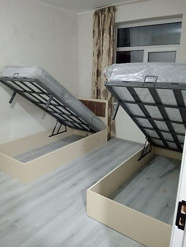 laminat kredit: Yüksələn mexanizmli tək nəfərlik çarpayı - Ölçü: təxmini 90×190 sm — 1