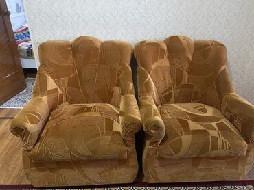 кресло качалка кресло качалка: Диван-кровать, цвет - Желтый, Б/у