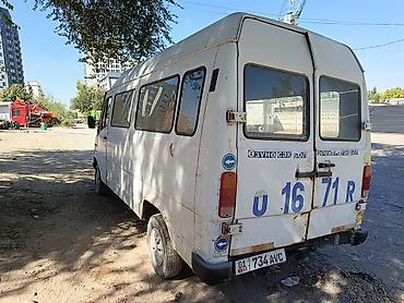 микроавтобус: Mercedes-Benz T1: 1994 г., 2.9 л, Механика, Фургон — 4