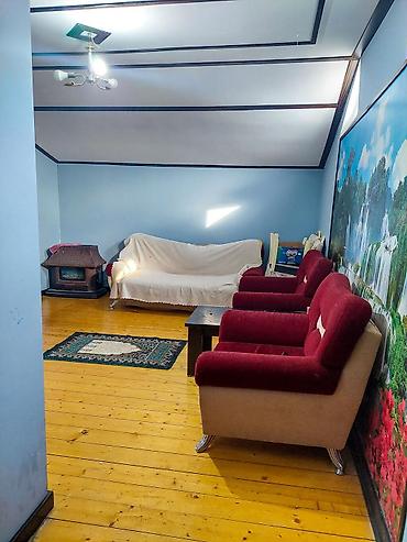 Həyət evləri və villaların satışı: 2 mərtəbəli (mansart) fərdi yaşayış evi - Plan: aşağı mərtəbədə giriş — 11