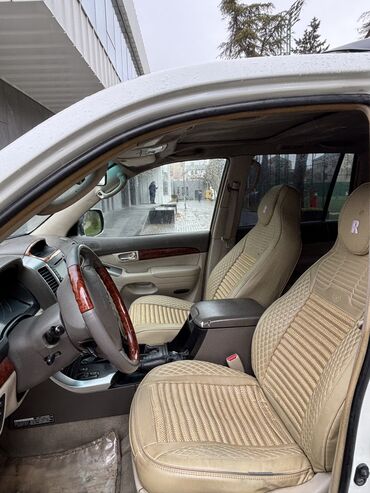 Toyota: Toyota Land Cruiser Prado: 4 l | 2006 il — 16