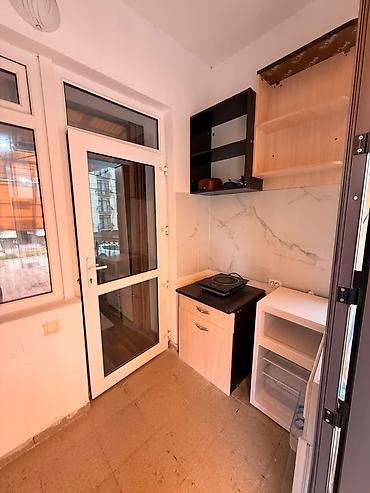 квар: Студия, 30 м², 2 этаж — 6
