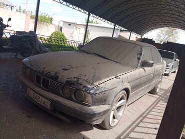BMW: BMW 5 series: 1989 г., 3 л, Механика, Бензин, Седан