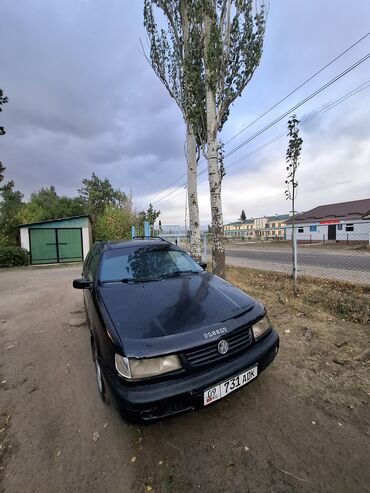 обмен на авто с доплатой: Volkswagen Passat Variant: 1996 г., 2 л, Механика, Бензин, Универсал