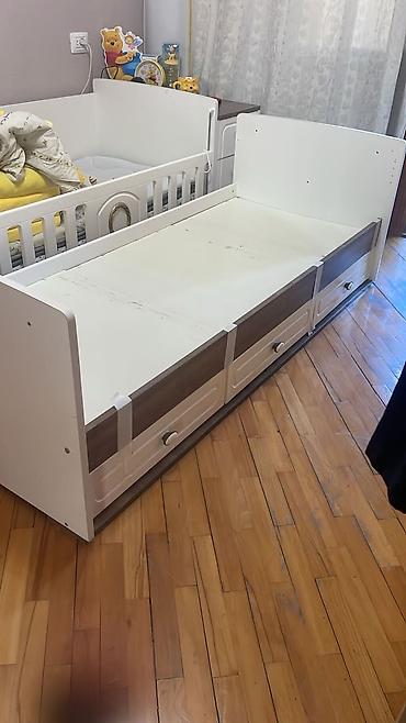usaq səbəti: Uşaq/yataq otağı üçün çoxfunksiyalı tək nəfərlik çarpayı.Ölçü: tək — 3