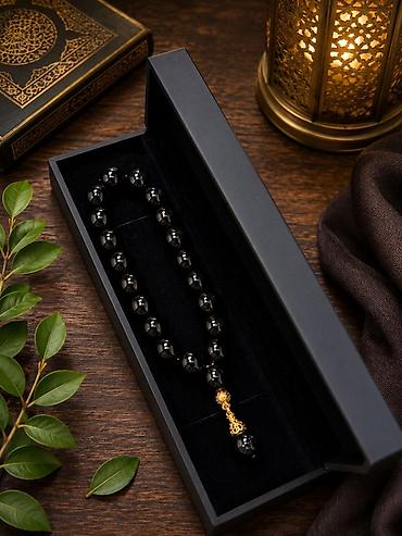 Qara oniks təsbeh – zərif hədiyyə qutusunda - Material: parlaq lalafo.az -da Qara oniks təsbeh – zərif hədiyyə qutusunda - Material: parlaq