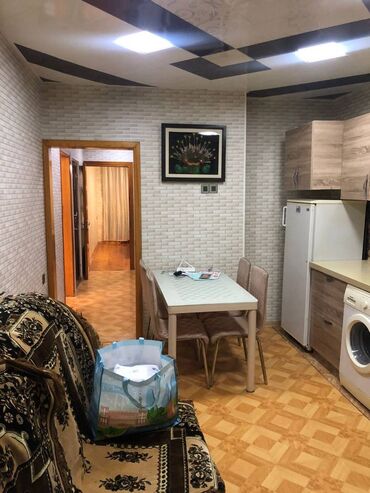 Köhnə tikili: Bakı, Yeni Günəşli Massiv D, 2 otaqlı, Köhnə tikili, m. Xalqlar Dostluğu, 60 kv. m — 7