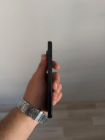 ipone 5 s: IPhone 16, 256 GB, Jet Black, Zəmanət — 5