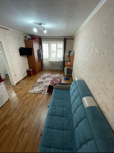 квартира одно комнат: 1 комната, 30 м², Хрущевка, 2 этаж, Косметический ремонт