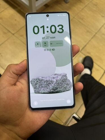 камера телефона: Samsung Galaxy A73 5G, Б/у, 256 ГБ, цвет - Черный, 2 SIM