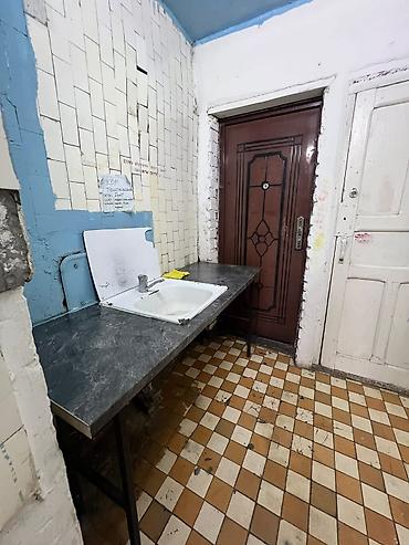 кввртиру: 1 комната, 18 м², Восток-5 мкр Гостиничный тип, 4 этаж, Косметический ремонт — 2
