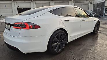 Tesla: Tesla Model S: 2022 г., Электромобиль, Седан — 4