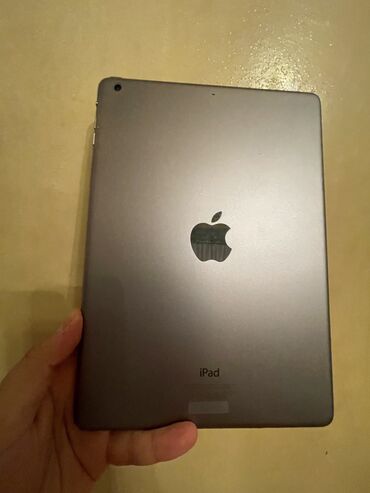 Planşetlər: İşlənmiş Apple iPad Air, 9,7", < 64 GB