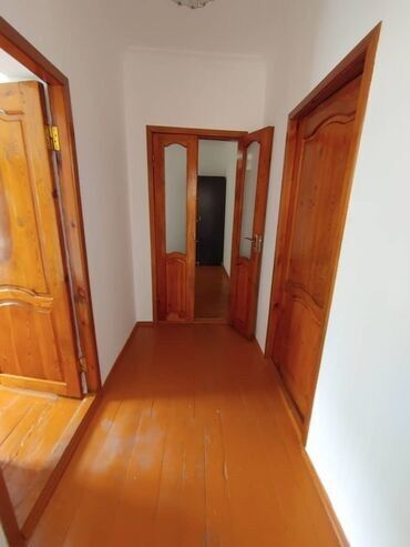 долгосрочная аренда: 120 м², 1 комната, Подвал, погреб, Забор, огорожен