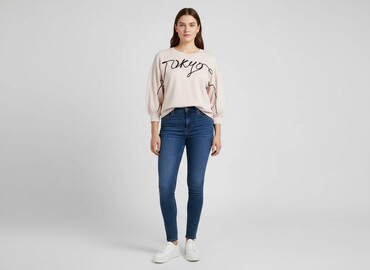 bluza z bykiem: H&M, Women`s sweatshirt, size XL