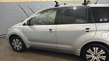 82 2: Toyota Ist: 2003 г., Автомат, Бензин, Хэтчбэк — 2