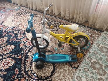самакат для детей: Продается Велосипед и самокат за 6000 сом в отличном состоянии