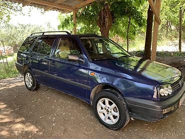 лак на авто: Volkswagen Golf Variant: 1995 г., 1.4 л, Механика, Бензин, Универсал — 2