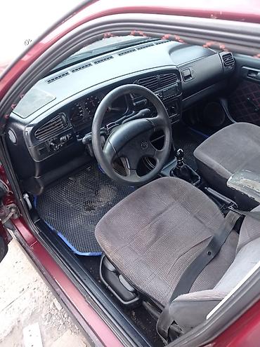вольво машина: Volkswagen Vento: 1993 г., 1.8 л, Механика, Бензин, Седан — 2
