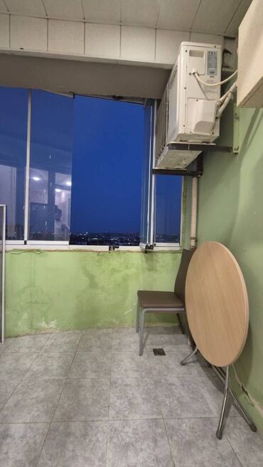 Uzunmüddətli kirayə mənzillər: Bakıxanov qəsəsbəsi (Razində), 80 və 310 nömrəli məktəbin — 11