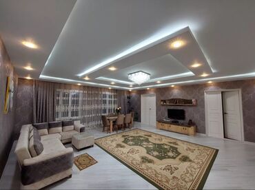 Həyət evləri və villaların satışı: 5 otaqlı, 270 kv. m, Yeni təmirli — 2