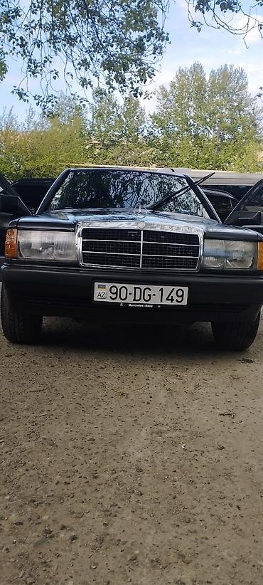 Avtomobil satışı: Mercedes-Benz 190: 1.8 l | 1993 il Sedan — 2