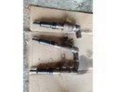 Glave motora: RAZNI DELOVI MOTORA ZA FORD C-MAX, ESCORT, FIESTA . OD 2000. DO — 26