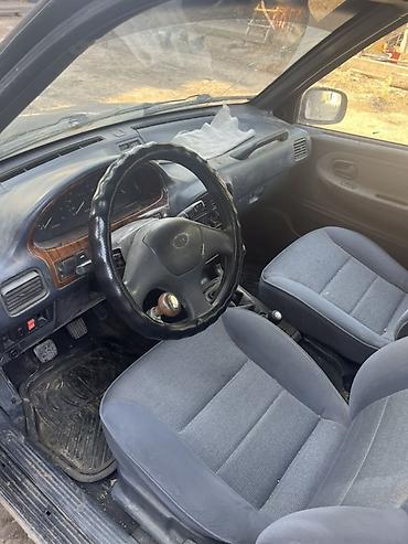 honda i: Kia Sportage: 1995 г., Механика, Бензин, Внедорожник — 7