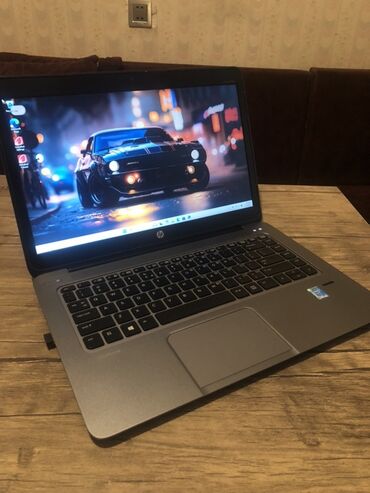 HP: HP EliteBook, 14 ", Intel Core i5, < 128 GB