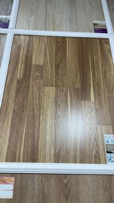 Laminat: Laminat döşəmə panelləri – müxtəlif ağac teksturalı dizaynlar Məhsul — 35