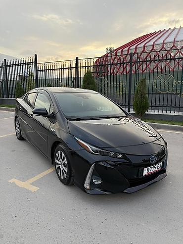Toyota: Toyota Prius: 2020 г., 1.8 л, Робот, Электромобиль, Хэтчбэк — 6