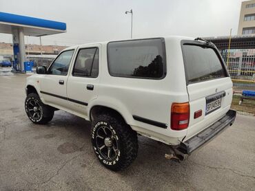 Toyota: Toyota 4Runner: 2.4 l. | 1995 έ. SUV/4x4 — 5