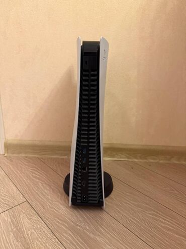 PS5 (Sony PlayStation 5): Cəmi bir neçə ay işlədilib, ideal vəziyyətdədir. 2 dualsence, qutu və -da lalafo.az — 2 PS5 (Sony PlayStation 5): Cəmi bir neçə ay işlədilib, ideal vəziyyətdədir. 2 dualsence, qutu və — 2