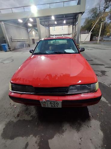 1990: Mazda 626: 1990 г., 2 л, Газ, Седан — 1