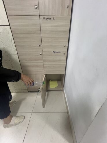 Шкафы для раздевалки: Шкаф для раздевалки, Б/у, ЛДСП, Самовывоз — 2