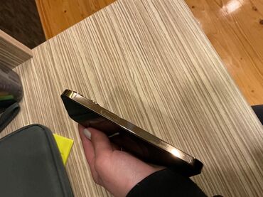 Apple iPhone: IPhone 13 Pro, 256 GB, Qızılı, Simsiz şarj, Face ID — 3